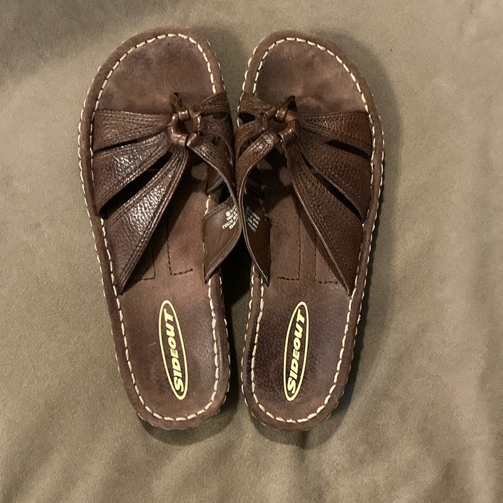 SIDEOUT dark brown leather sandals size 10